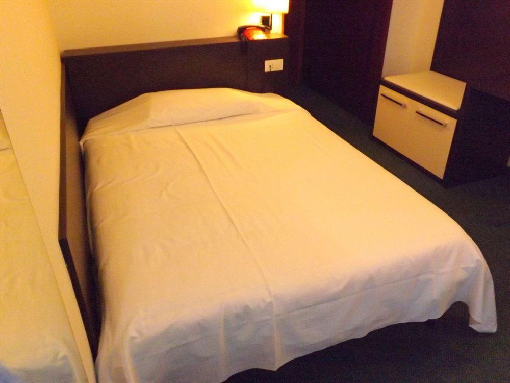 Hotel Roncobilaccio Roncobillaccio Εξωτερικό φωτογραφία