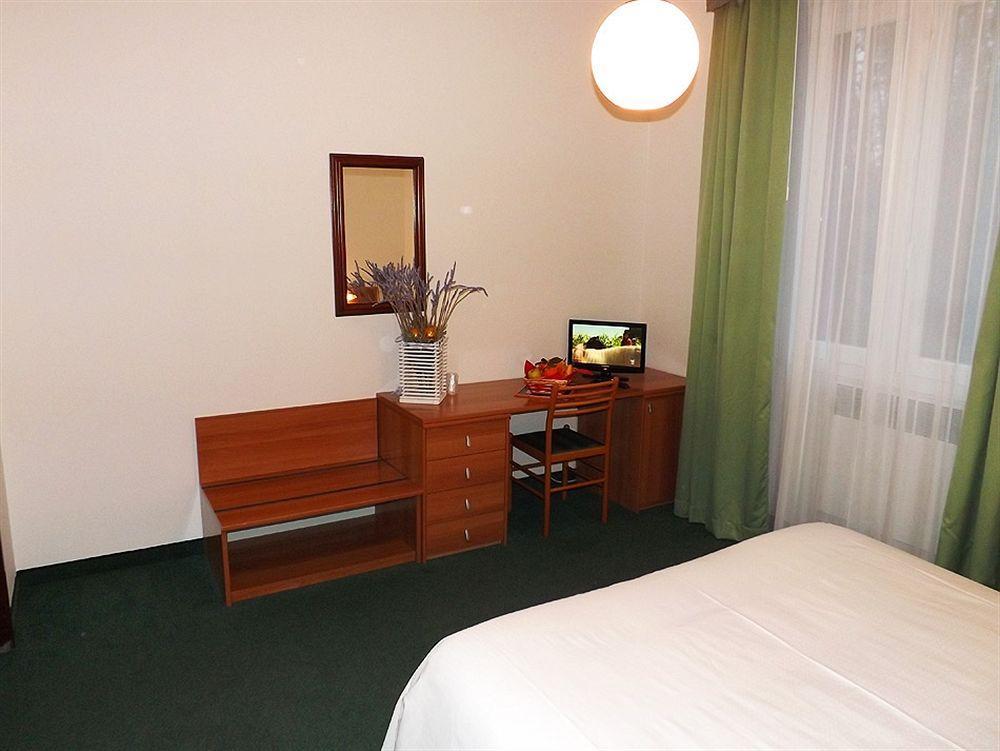 Hotel Roncobilaccio Roncobillaccio Εξωτερικό φωτογραφία